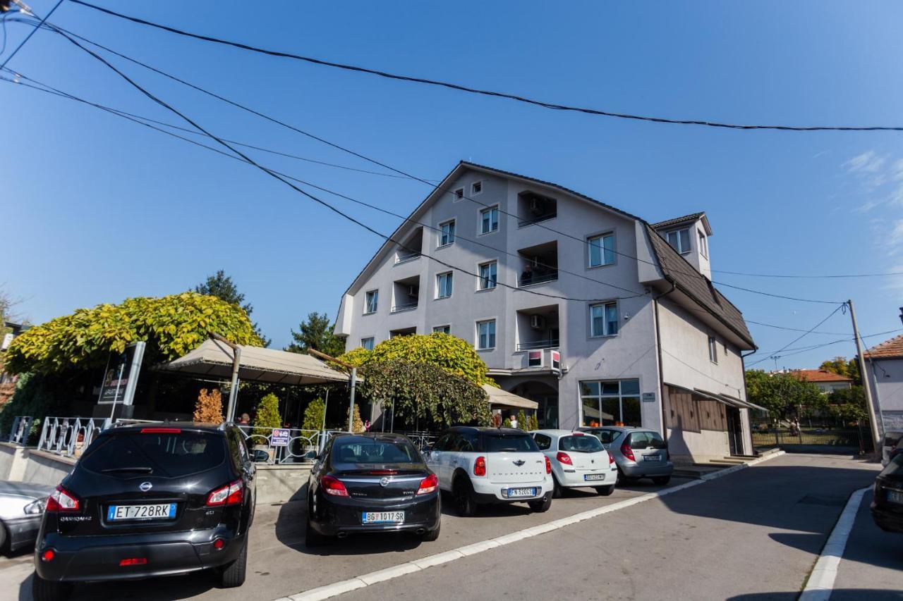 Apartments Singidunum 4 Lux Belgrad Exteriör bild