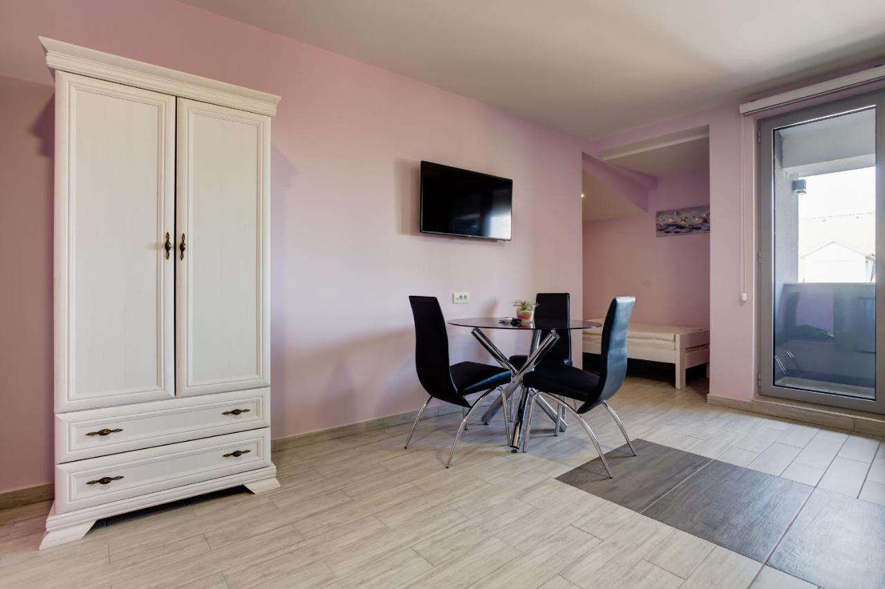 Apartments Singidunum 4 Lux Belgrad Exteriör bild