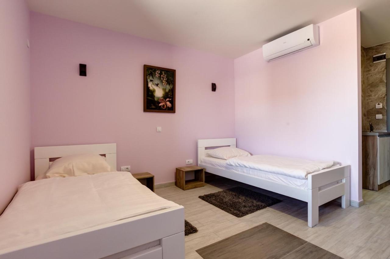Apartments Singidunum 4 Lux Belgrad Exteriör bild